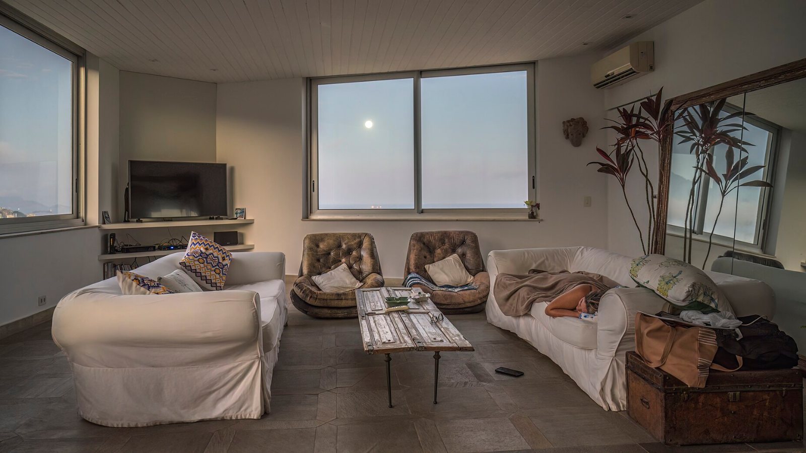 Sala de estar de um apartamento